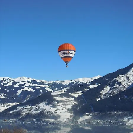 Areithof Apartman Zell am See